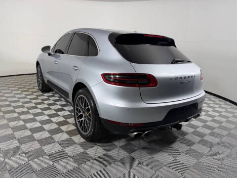 2016 Porsche Macan S