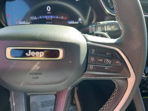 2024 Jeep Grand Cherokee Laredo