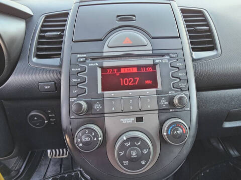2010 Kia Soul +