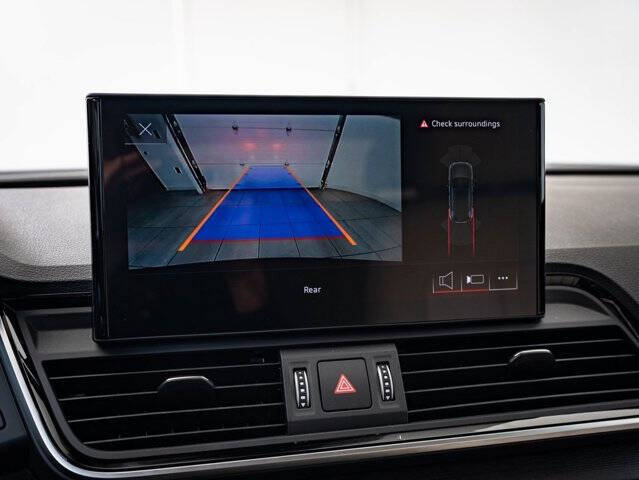 2025 Audi Q5 quattro Premium 40 TFSI