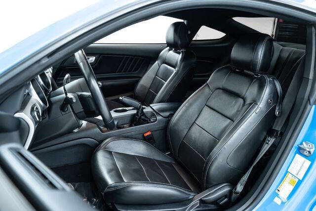 2022 Ford Mustang EcoBoost Premium