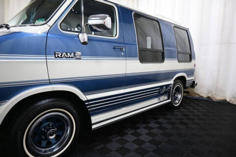 1987 Dodge Ram Van B150