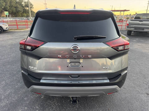 2021 Nissan Rogue SV