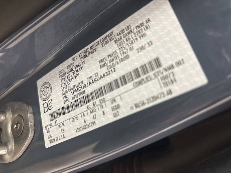 2025 Ford Escape Platinum