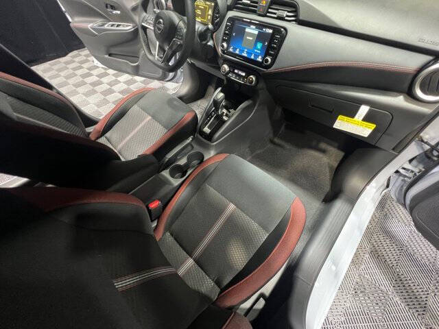 2025 Nissan Versa SR