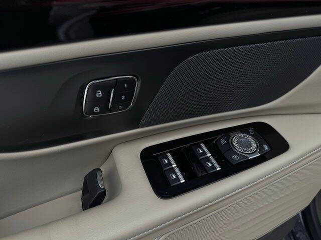 2024 Lincoln Nautilus Hybrid Premiere