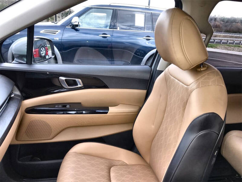 2024 Kia Carnival EX