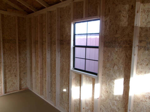 10 x 16 utility  w/8 ft walls