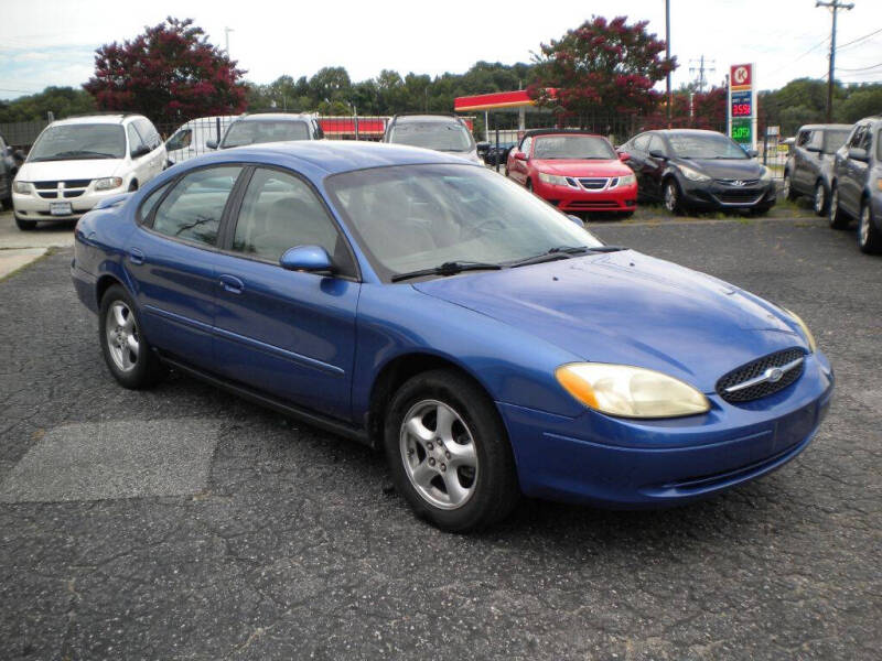 2002 Ford Taurus SE