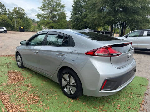 2020 Hyundai Ioniq Hybrid Blue