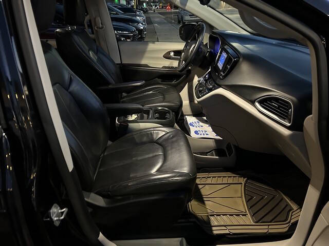 2018 Chrysler Pacifica Touring L