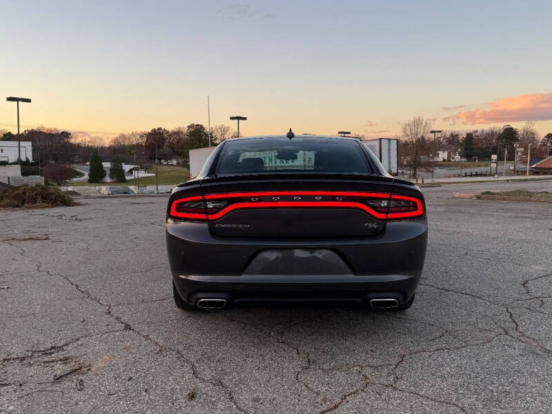 2018 Dodge Charger R/T