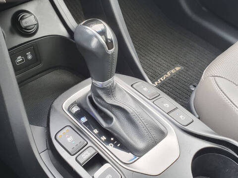 2017 Hyundai Santa Fe SE Ultimate