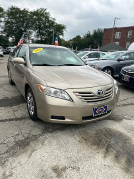 2009 Toyota Camry for sale at AutoBank in Chicago IL