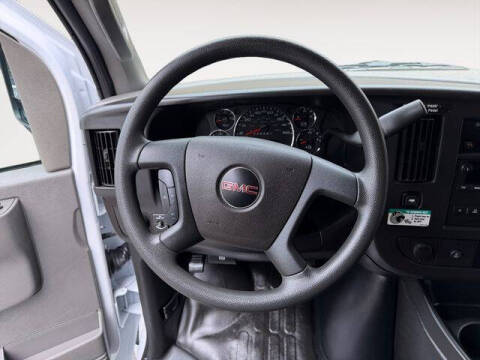 2024 GMC Savana 2500