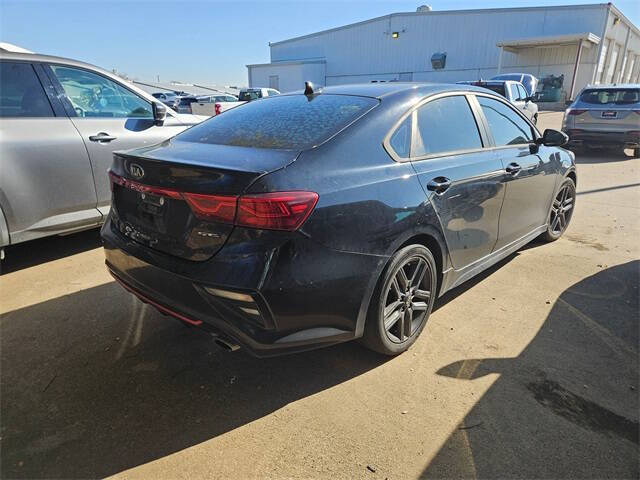2021 Kia Forte GT Line