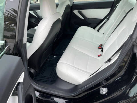 2019 Tesla Model 3 Standard Range Plus