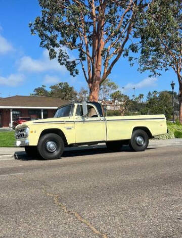 1968 Dodge D200 Pickup