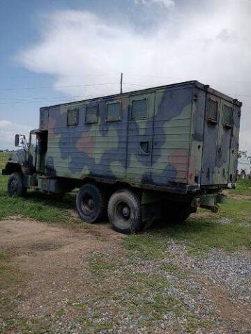 1984 AM General M934