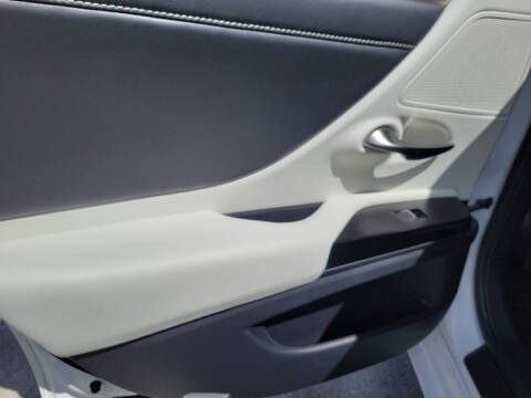 2022 Lexus ES 350 F SPORT