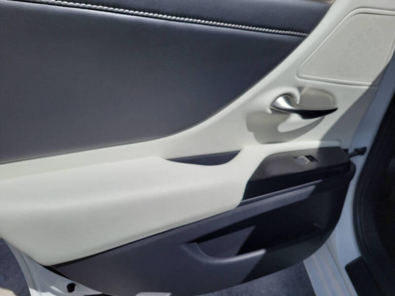 2022 Lexus ES 350 F SPORT