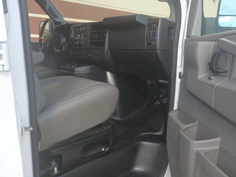 2019 Chevrolet Express 2500