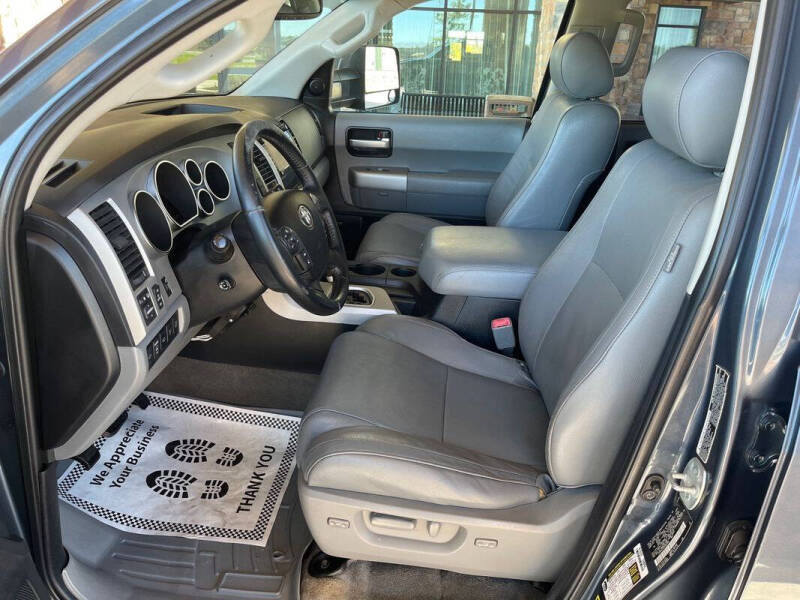 2008 Toyota Sequoia Platinum