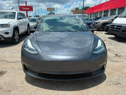 2019 Tesla Model 3 Long Range Photo