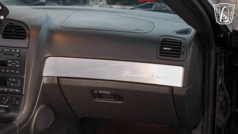2002 Ford Thunderbird Deluxe