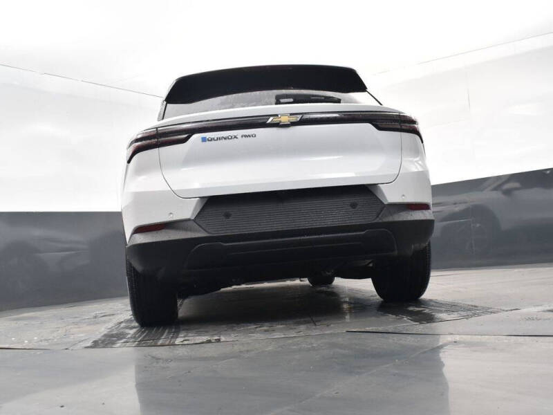 2026 Chevrolet Equinox EV LT 2