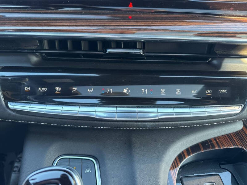 2023 Cadillac Escalade ESV Premium Luxury