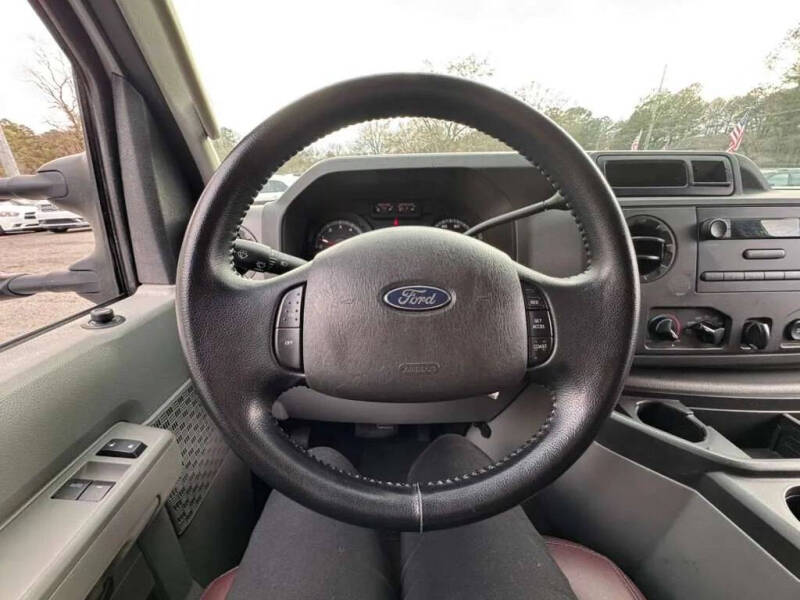 2013 Ford E-Series E-150