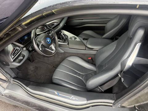 2016 BMW i8