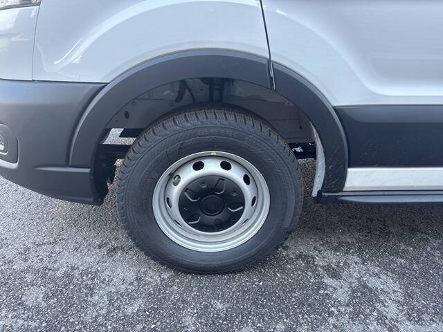 2025 Ford Transit 250