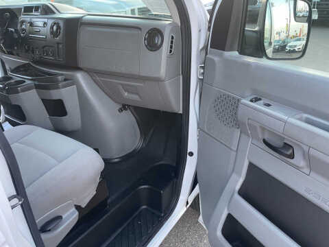 2013 Ford E-Series E-150