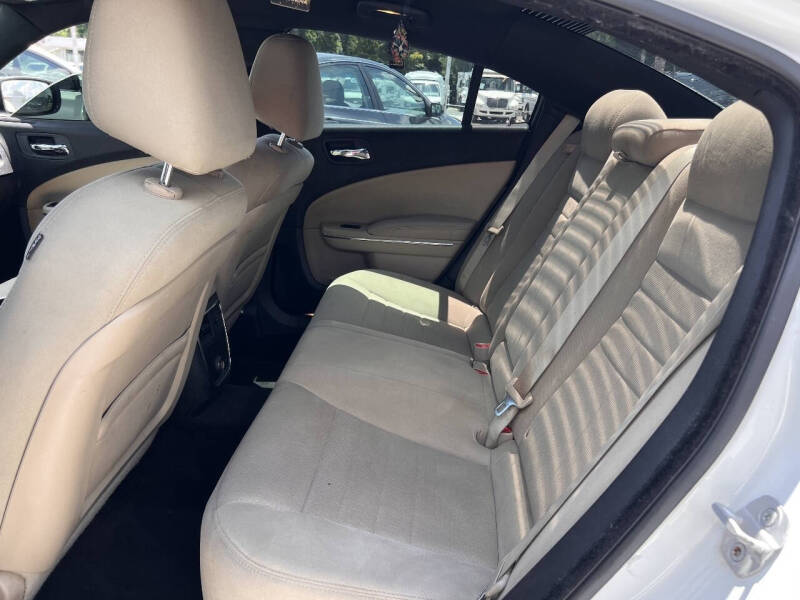 2012 Dodge Charger SE
