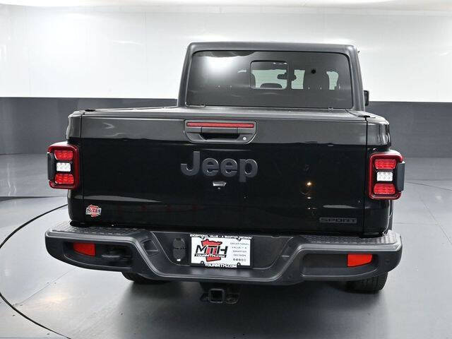 2021 Jeep Gladiator Sport