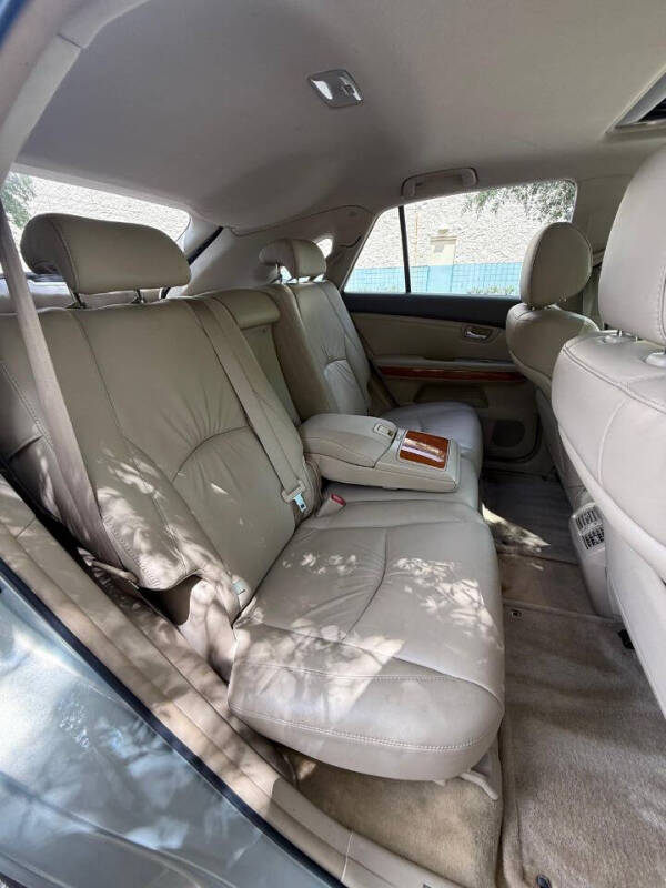 2004 Lexus RX 330