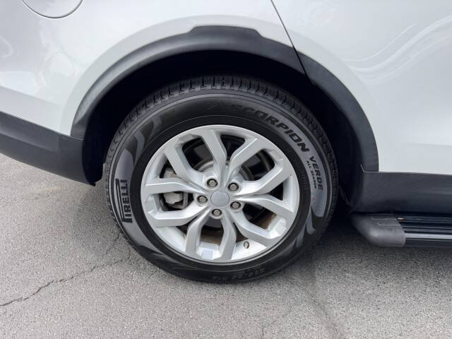 2019 Land Rover Discovery SE