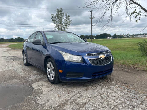 2013 Chevrolet Cruze for sale at Tennessee Car Pros LLC in Jackson TN