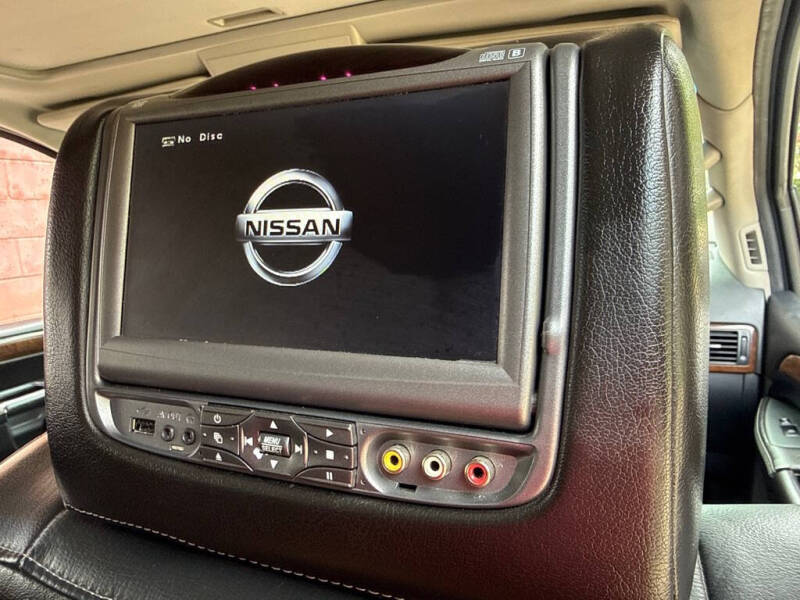 2014 Nissan Armada Platinum