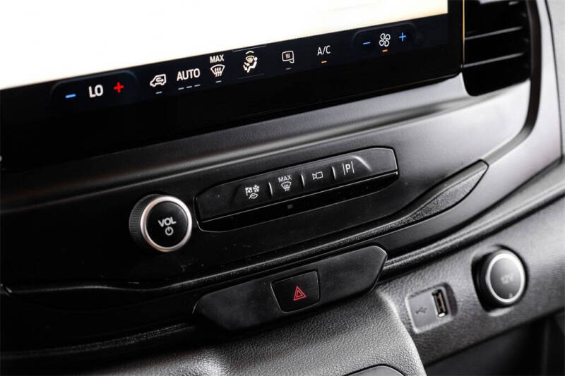 2022 Ford E-Transit 350