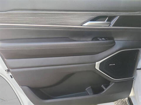 2023 Jeep Wagoneer Series III