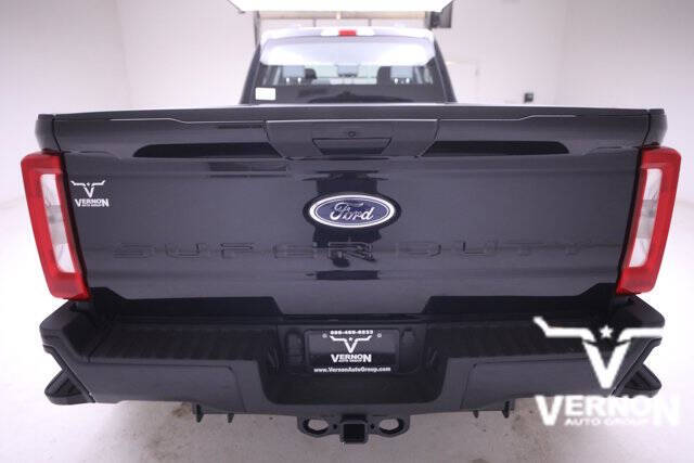 2026 Ford F-350 Super Duty XL