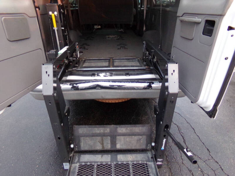 2001 Ford E-Series E-350 SD XL