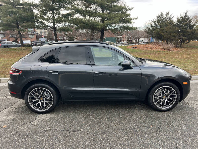 2017 Porsche Macan S