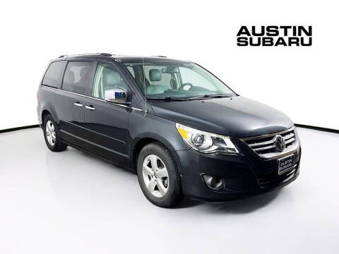 2011 Volkswagen Routan SEL Premium