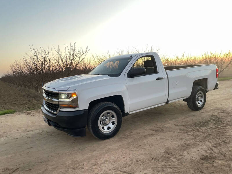 2018 Chevrolet Silverado 1500 for sale at PERRYDEAN AERO AUTO SALES in Sanger CA