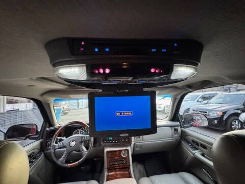 2004 Cadillac Escalade ESV Platinum Edition