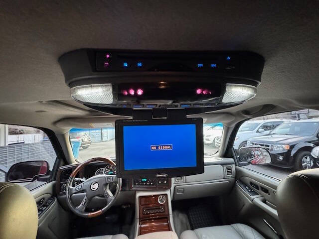 2004 Cadillac Escalade ESV Platinum Edition
